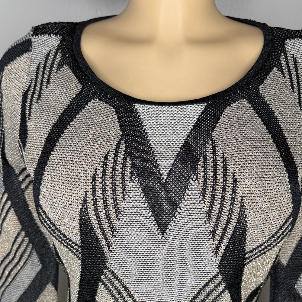 International Concepts Chevron Sweater Size XS Metallic Shimmer Sexy Scoop Neck - Picture 5 of 16